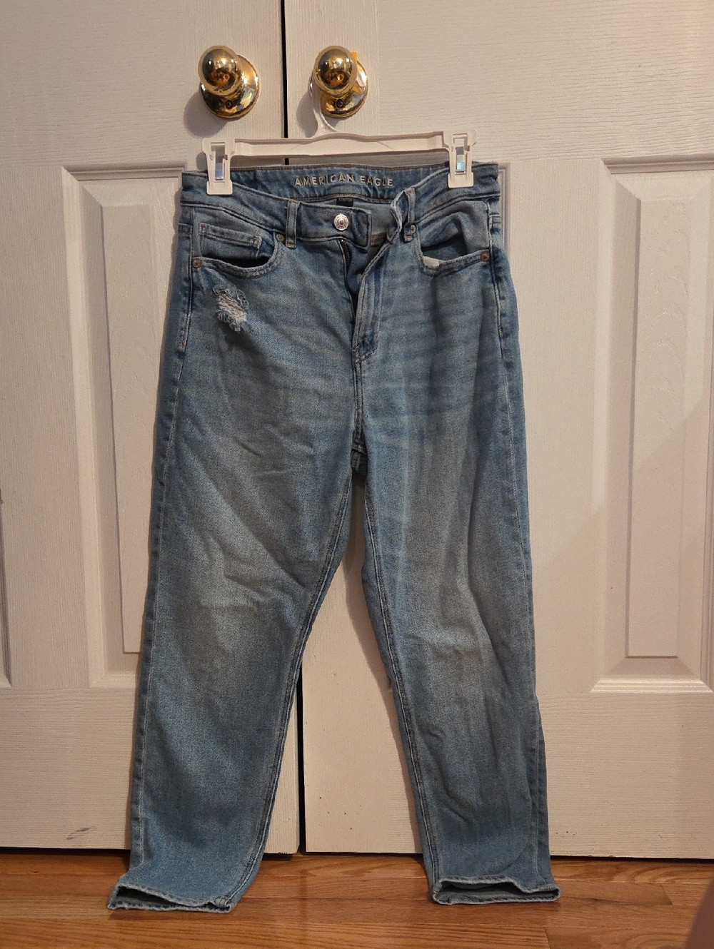 American Eagle Mom Jeans